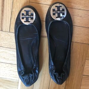 Women’s black Tory Burch Reva ballet flats